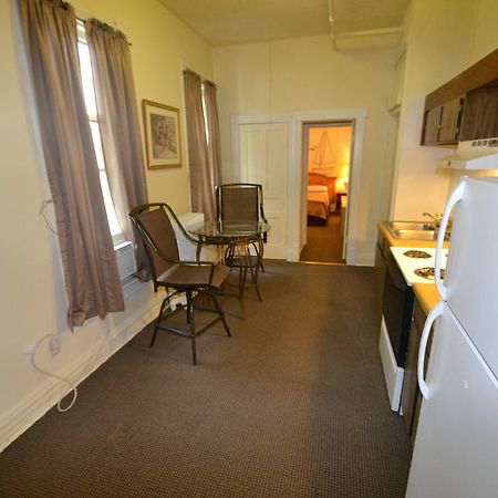 Perfect Stay Inn & Suites Blair Exterior photo